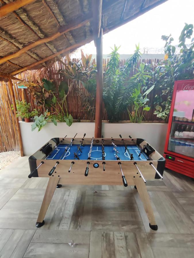 New Friends Hostel & Bar Adults Only Valladolid  Eksteriør billede
