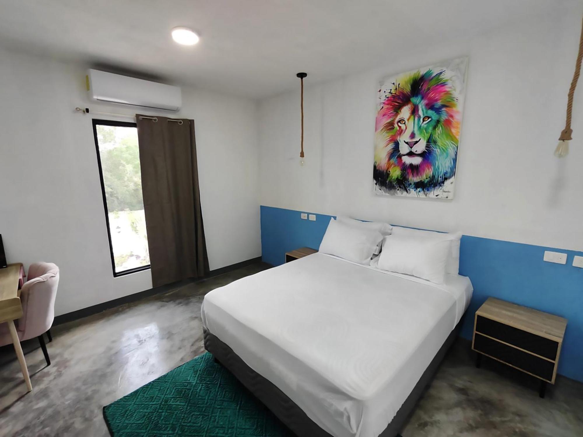 New Friends Hostel & Bar Adults Only Valladolid  Eksteriør billede
